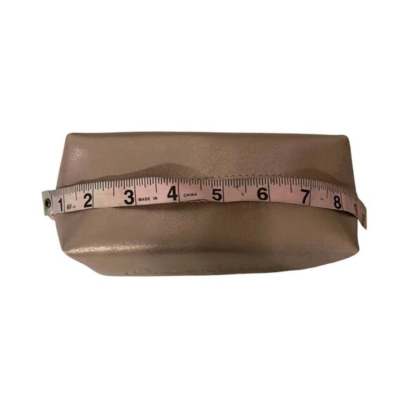 Elizabeth Arden “One and Only” Rose Gold Cosmetics Bag with Rose Gold Zipper. - Picture 5 of 7